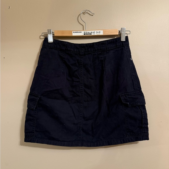 H&M Divided navy cargo high wasted Skirt - Picture 2 of 3